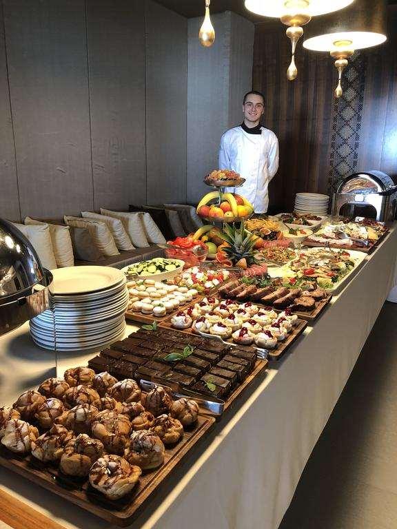 Aleksandar - Hotel *